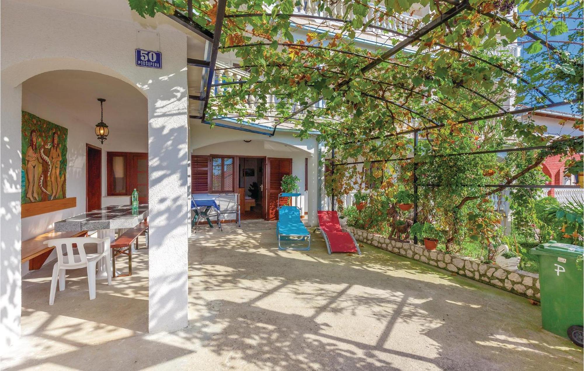 1 Bedroom Cozy Apartment In Crikvenica Exterior photo